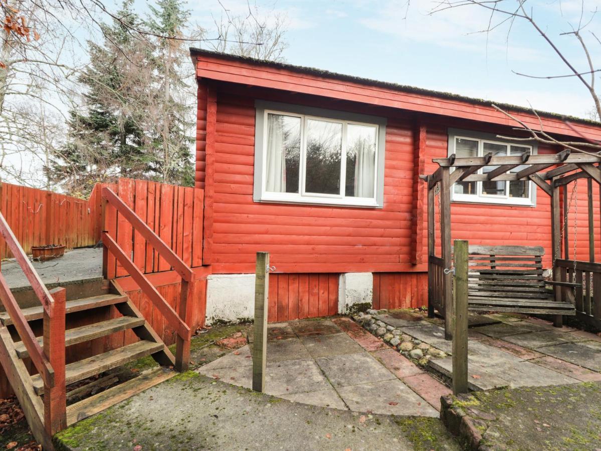 Spruce Lodge Strathpeffer Exterior foto